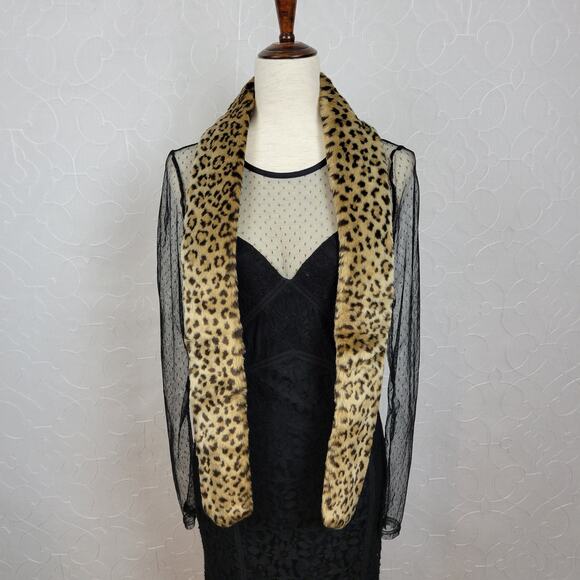 Fabulous Furs Womens Shawl Wraps 60" Brown Leopard Faux Fur Fluffy Winter Wraps - Picture 1 of 10